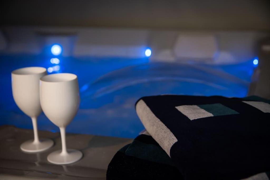 Luxury Central Bmth House With Hot Tub. Stunning! Борнмут Экстерьер фото
